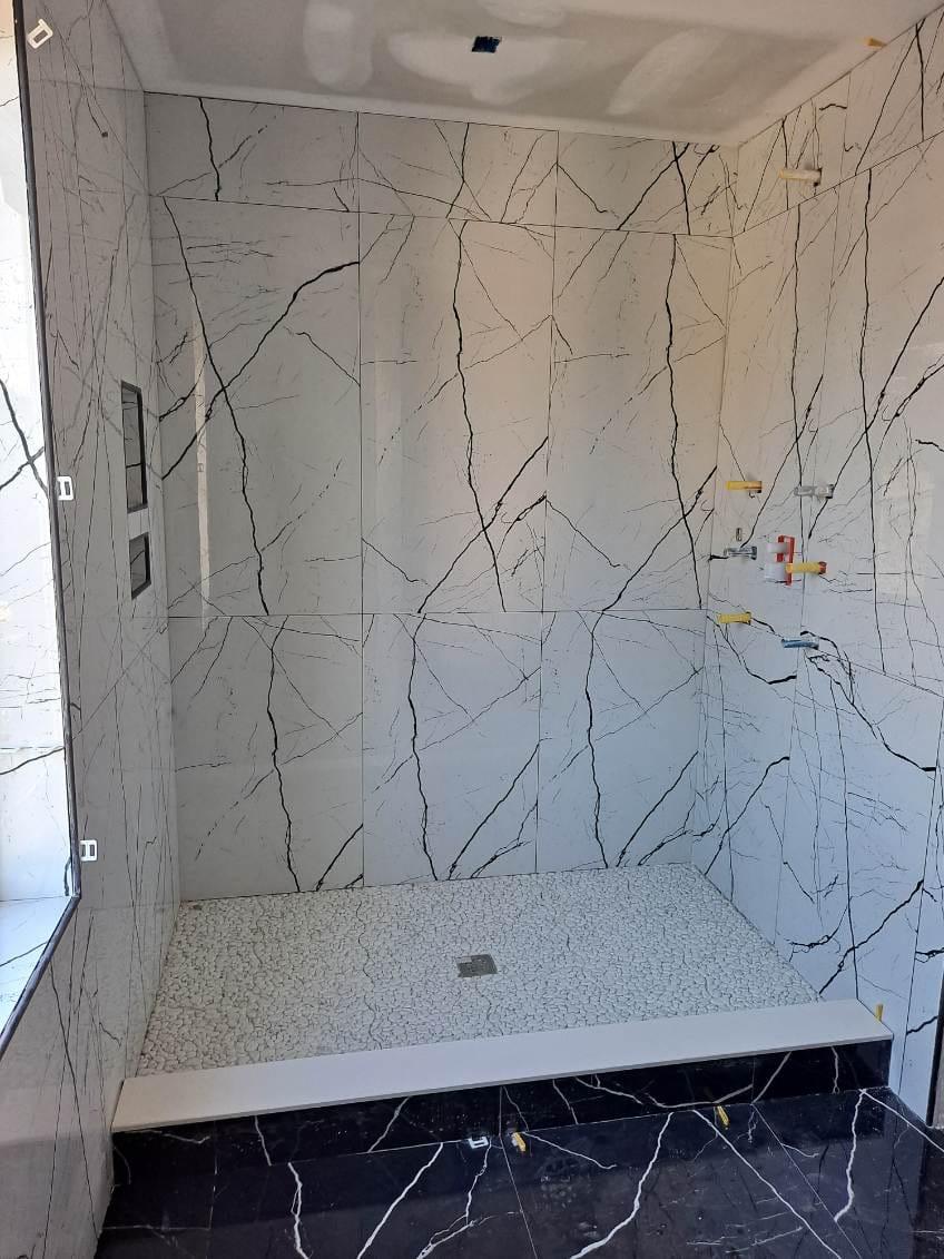 Veined Porcelain Shower — Tile Installation in Langhorne, PA