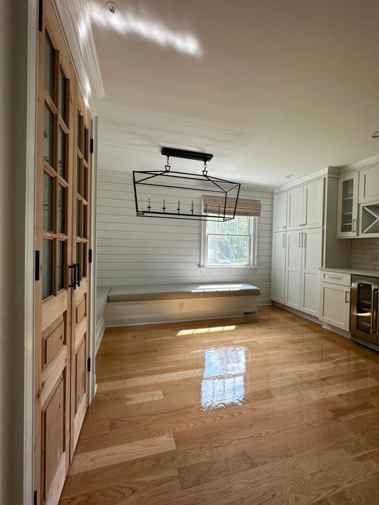 Mudroom White Oak Finish — Sanding & Refinishing in Newtown, PA